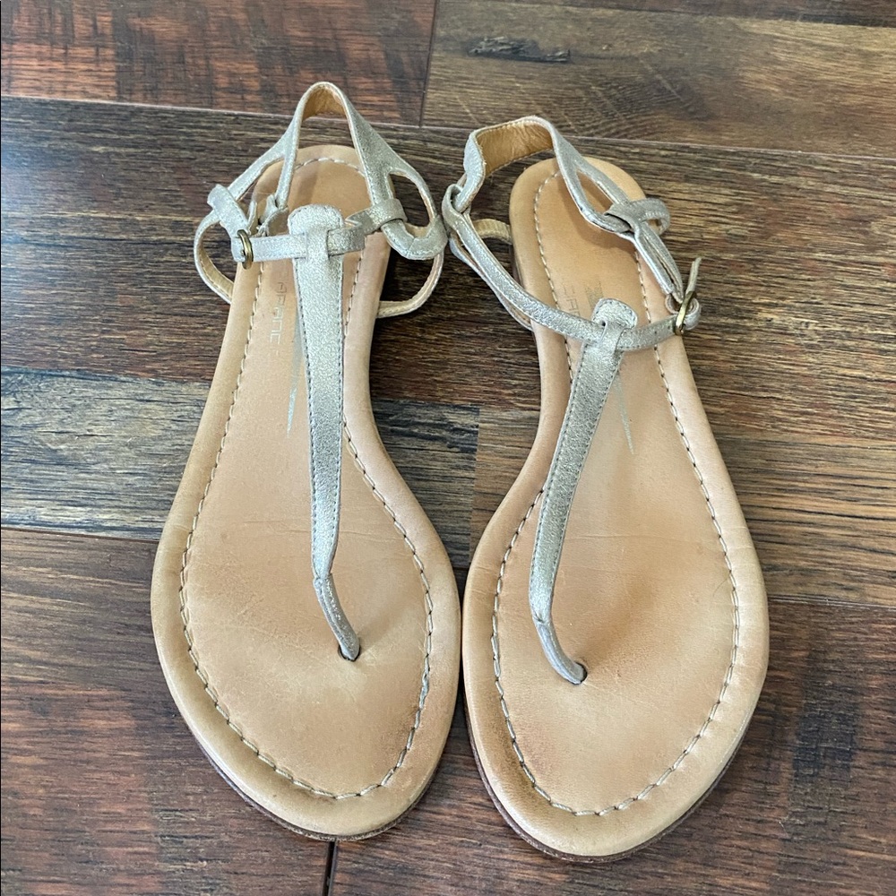 Vero Cuoio flat sandals